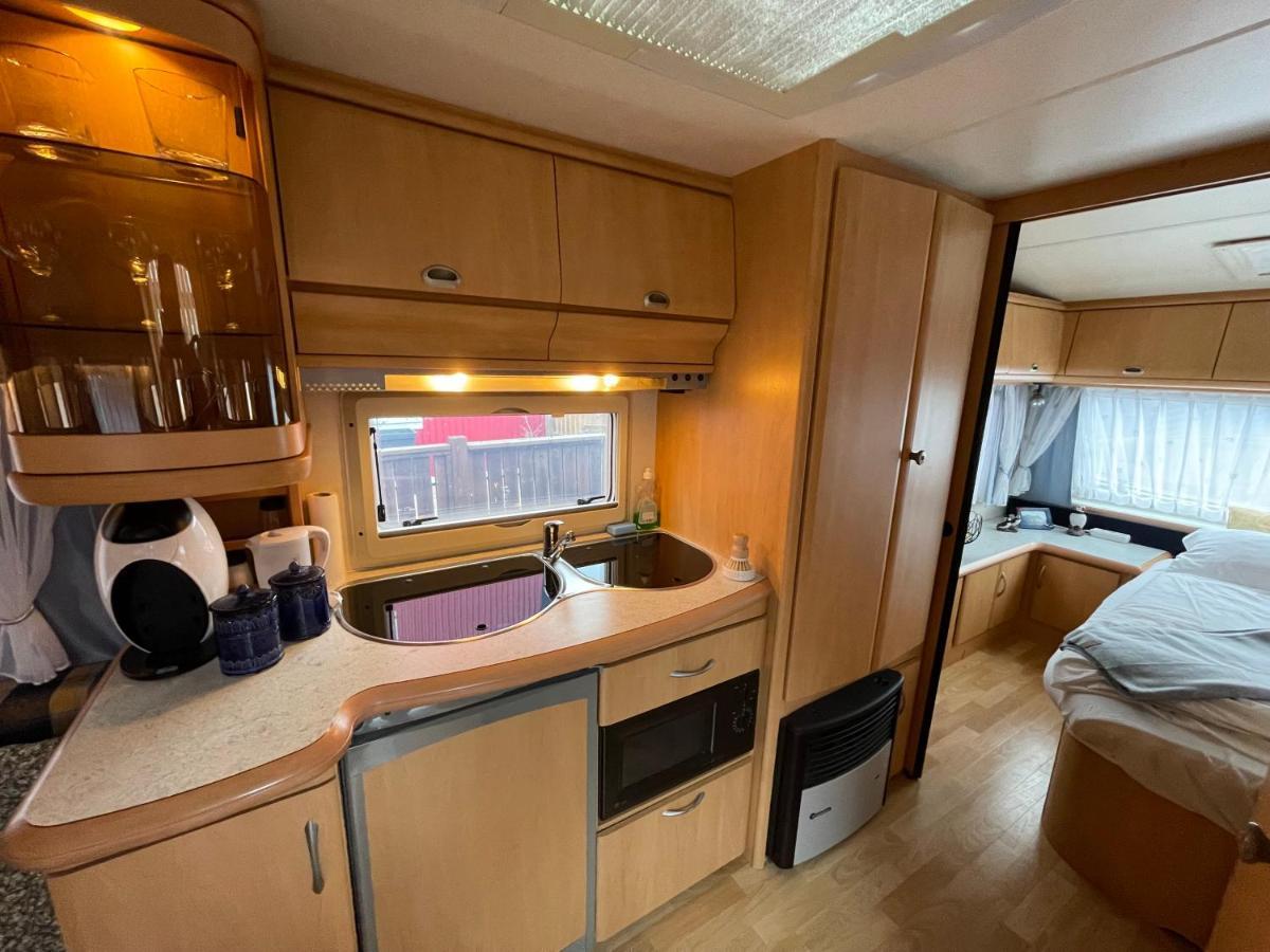 Cozy Caravan Vestmannaeyjar Esterno foto